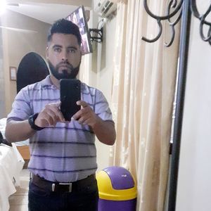 Meet your Posher, Raul